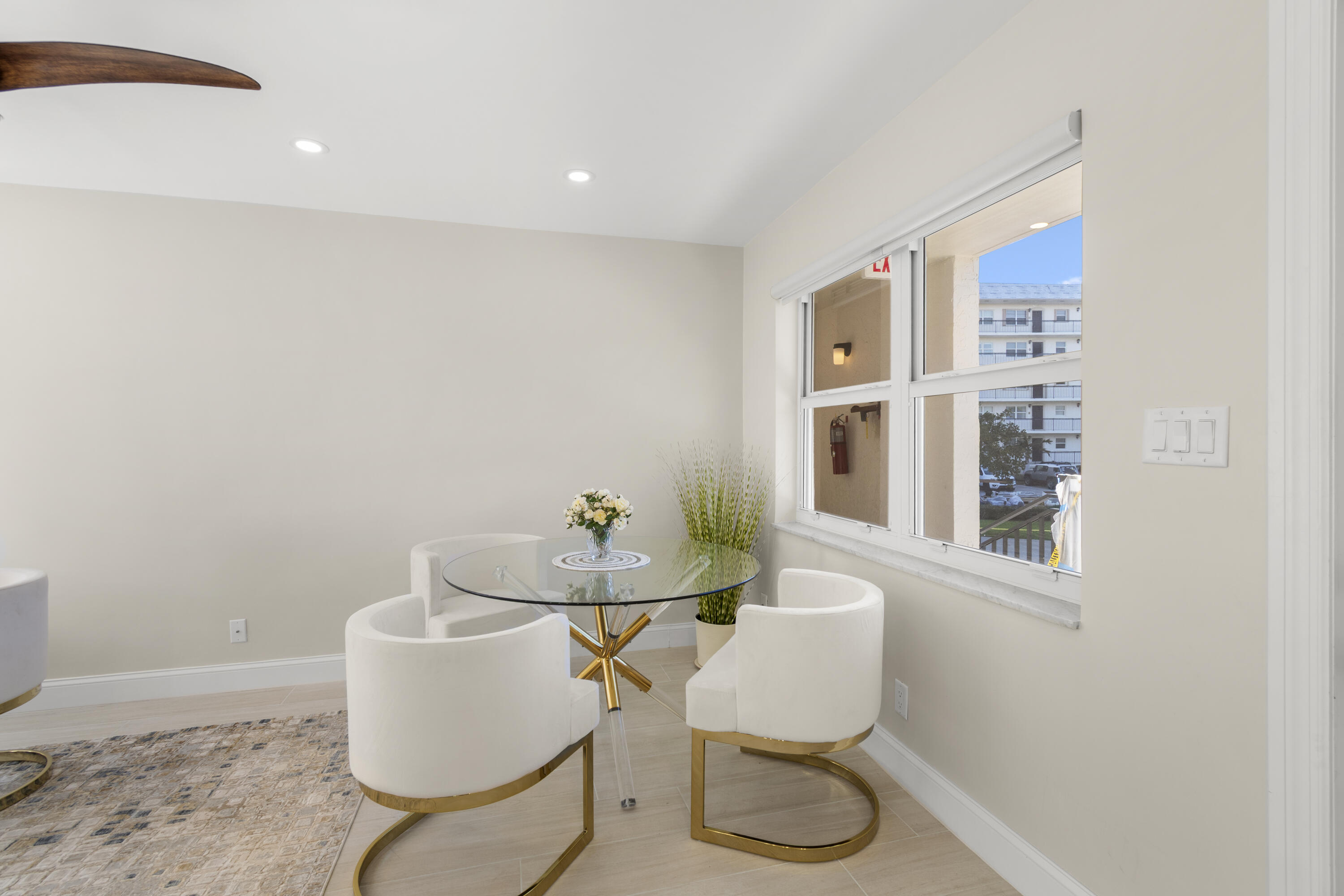 2871 North Ocean Boulevard, Unit C123 Boca Raton, FL 33431 - Photo 15 of 37 Family room