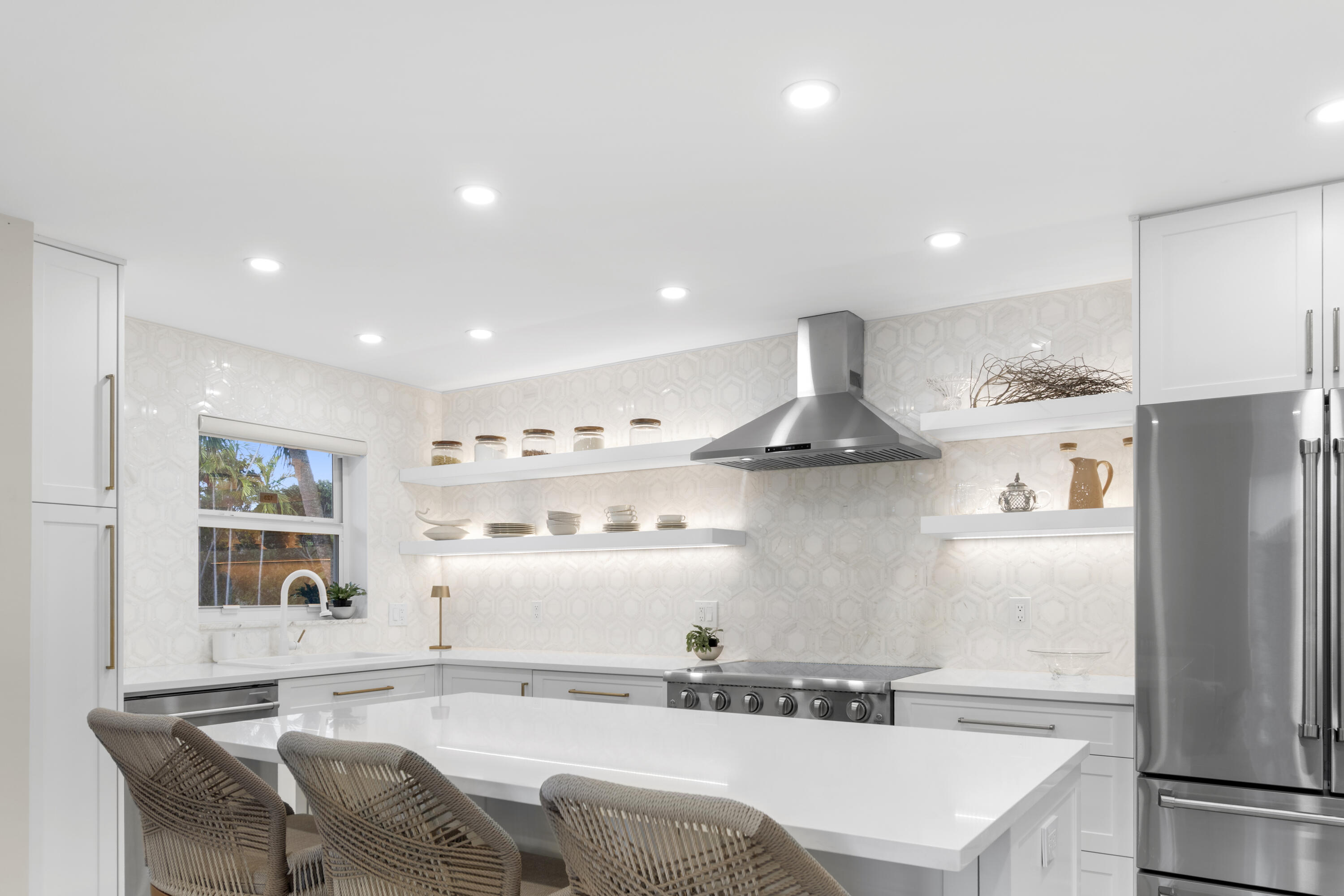 2871 North Ocean Boulevard, Unit C123 Boca Raton, FL 33431 - Photo 6 of 37 Kitchen