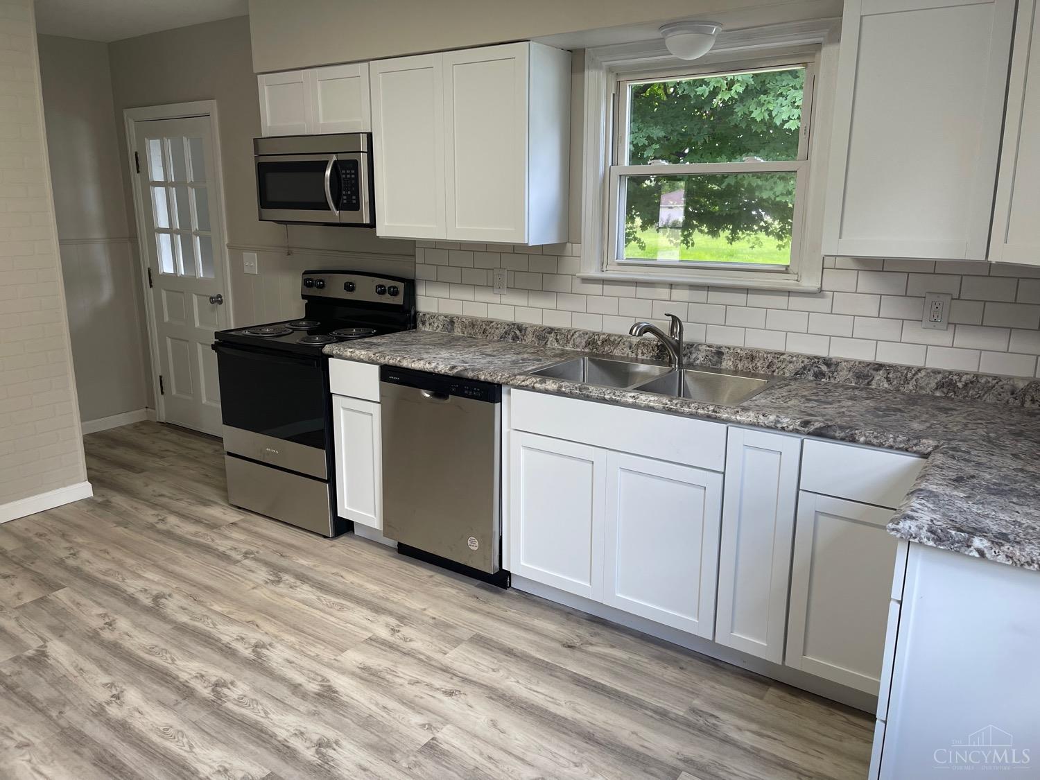 5711 Horseshoe Bend Road Hamilton, OH 45011 - Photo 5 of 21 Gallery Image 5