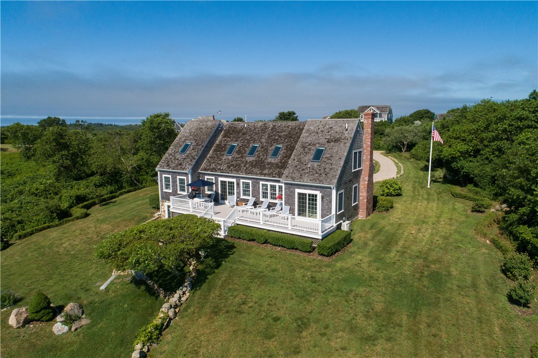 1320 Peckham Farm Road Block Island, RI 02807 - Photo 2 of 38 Gallery Image 2