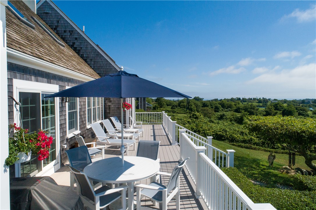 1320 Peckham Farm Road Block Island, RI 02807 - Photo 7 of 38 Gallery Image 7