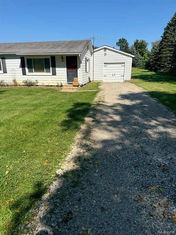 6025 Brophy Road Howell, MI 48855 - Photo 8 of 32