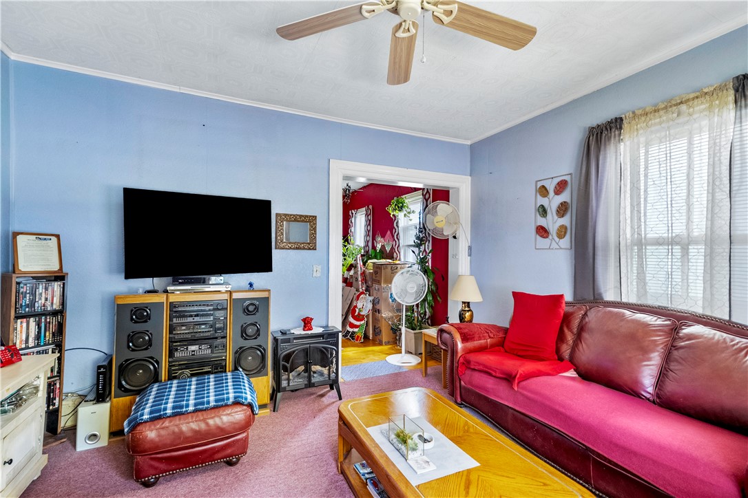 44 Highland Street Pawtucket, RI 02860 - Photo 24 of 35