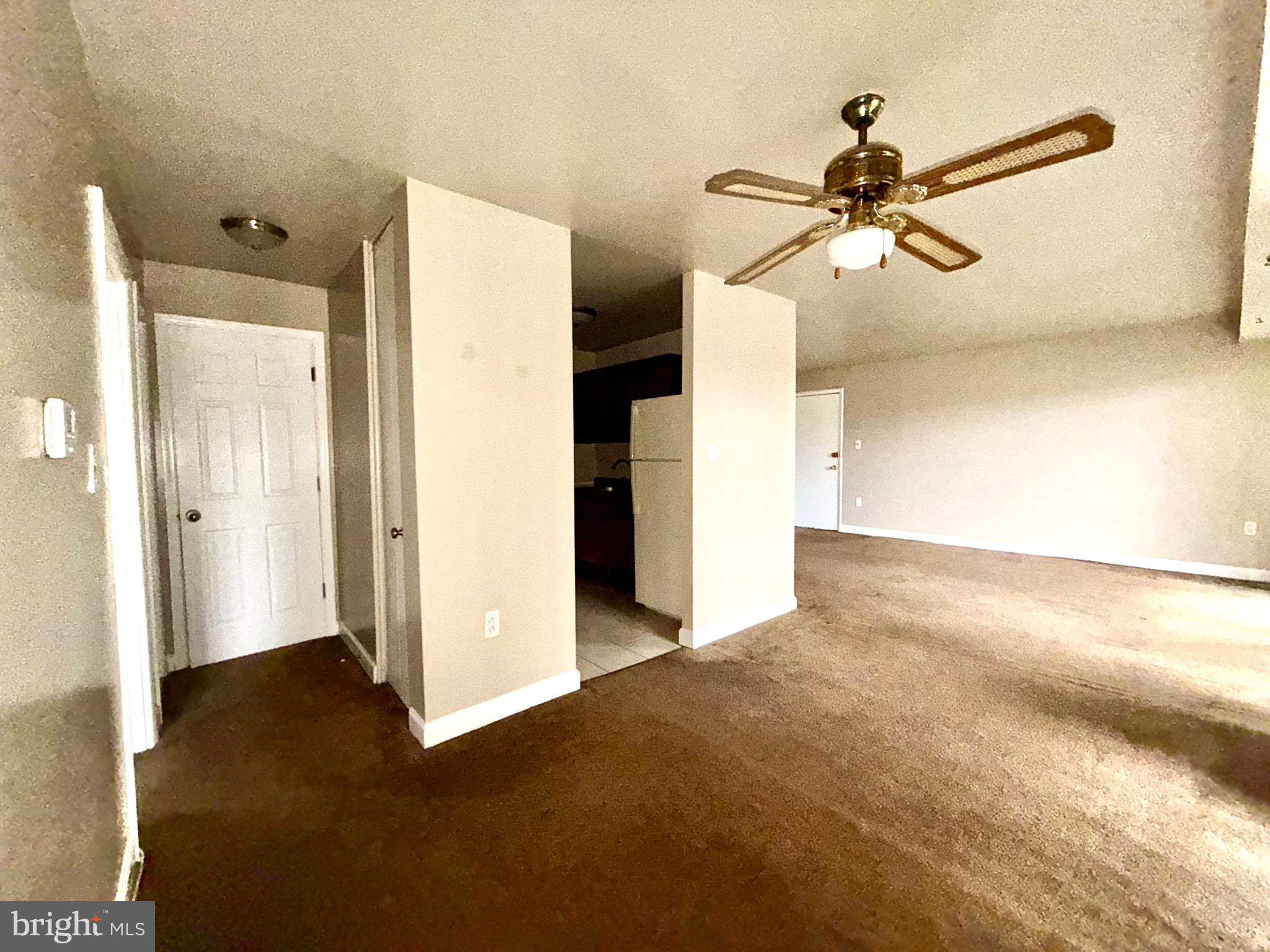 9282 Adelphi Road, Unit 303 Hyattsville, MD 20783 - Photo 4 of 16 Dining Area