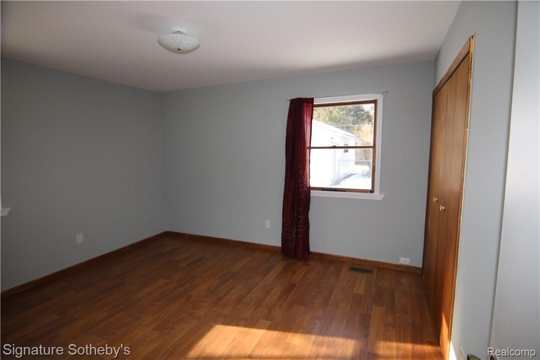 2937 Potter Road Wixom, MI 48393 - Photo 17 of 26 17.jpg