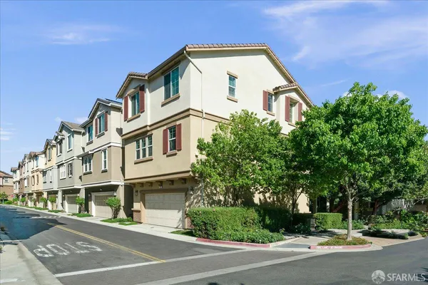 $899,000 | 79 Middleton Place, Hayward, CA 94544