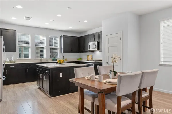 $899,000 | 79 Middleton Place, Hayward, CA 94544