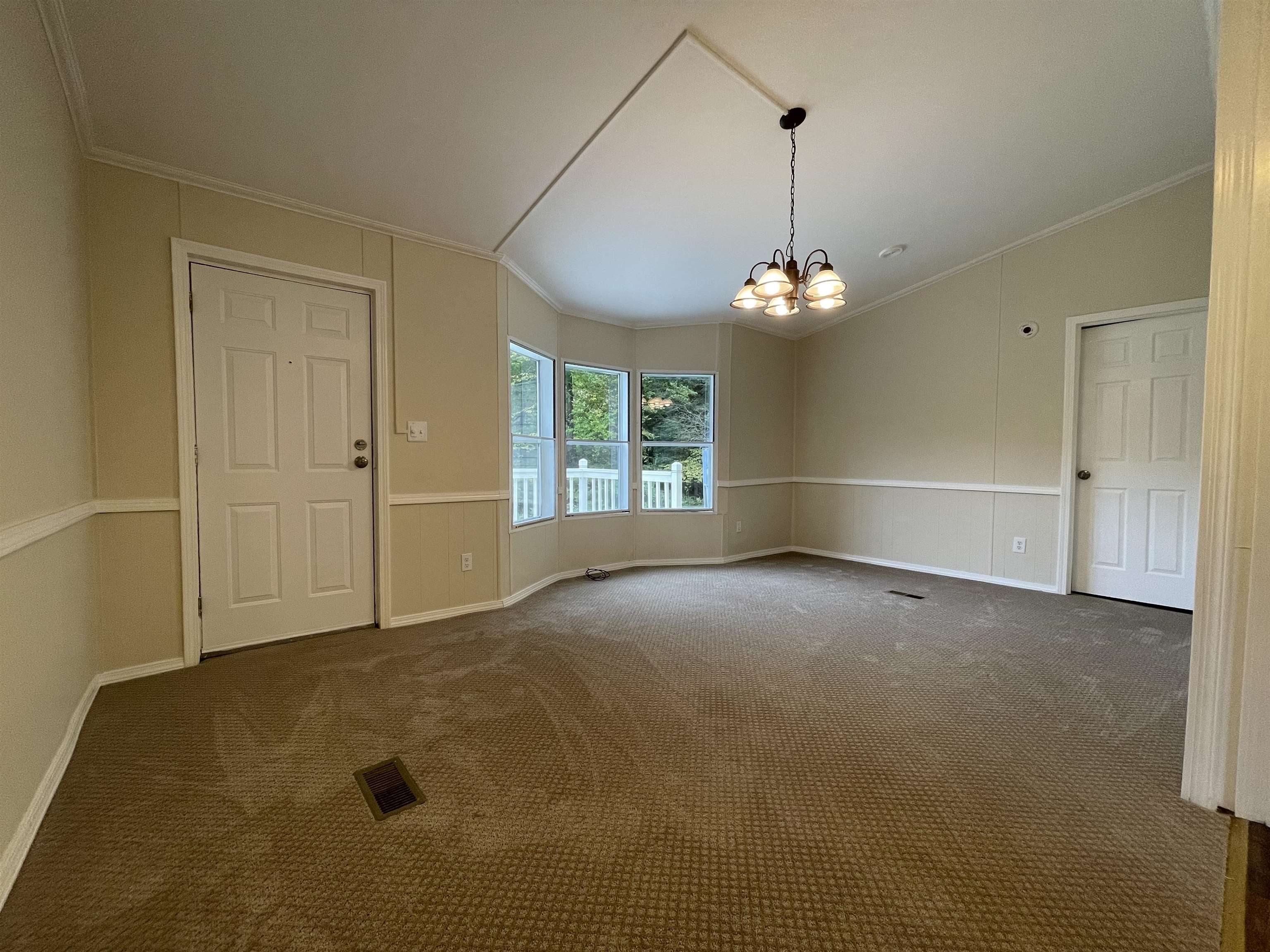 949 Castleton Road West Rutland, VT 05735 - Photo 12 of 32