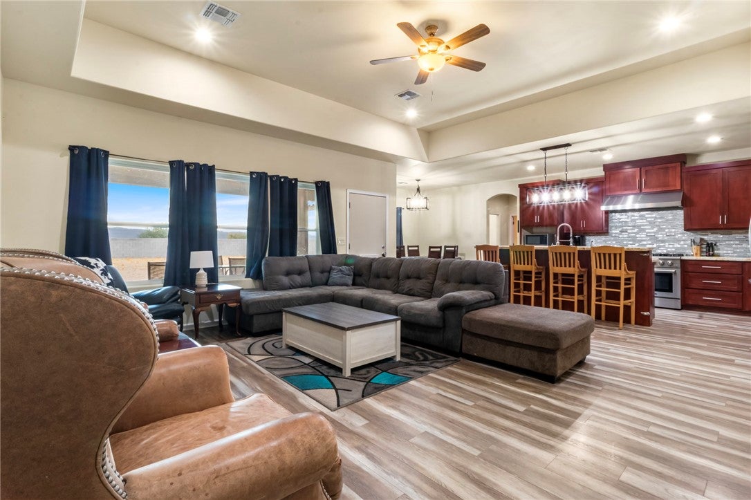 3636 La Osa Road Golden Valley, AZ 86413 - Photo 11 of 73 Gallery Image 11