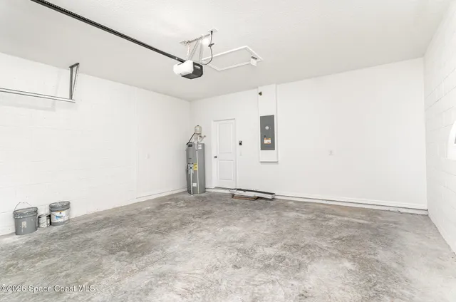 $2,100 | 1320 Seabreeze Street Southwest, Palm Bay, FL 32908