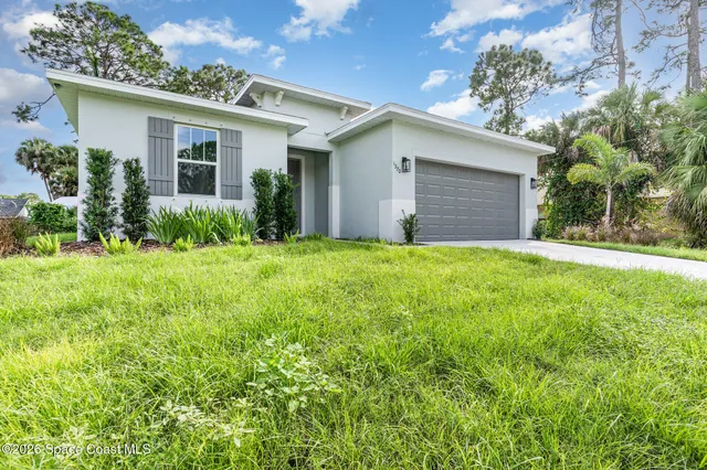 $2,100 | 1320 Seabreeze Street Southwest, Palm Bay, FL 32908