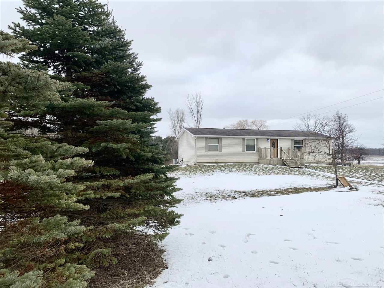 5516 Soper Road Marlette, MI 48453 - Photo 2 of 16 50064442-1.JPG