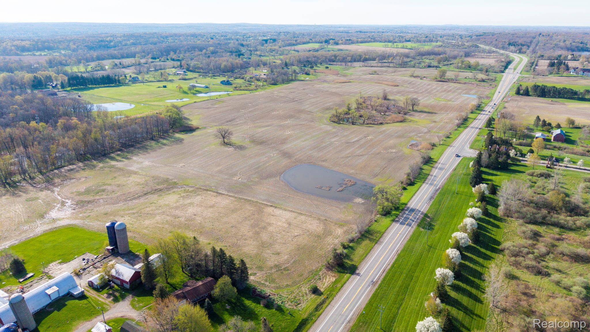 Lot 4 Lapeer Road Metamora, MI 48455 - Photo 6 of 15 5-web-or-mls-Aerial - Lapeer and Brauer (4 of 14).jpg
