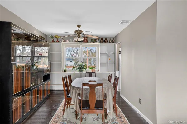 $699,000 | 41 North Kings Avenue, Lindenhurst, NY 11757