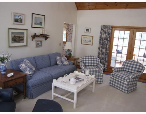 16 Country Club Road Manchester, ME 04351 - Photo 4 of 8 Den/Family/Great Room.