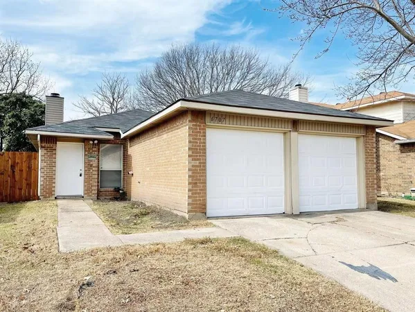 $1,800 | 6707 Poppy Court, Fort Worth, TX 76137