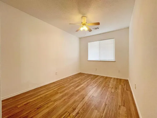 $1,800 | 6707 Poppy Court, Fort Worth, TX 76137