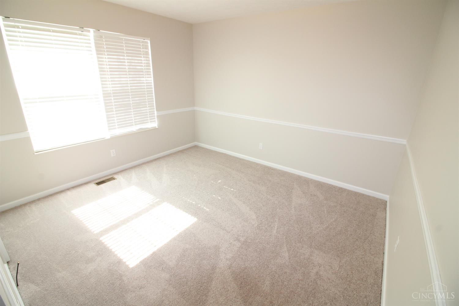 213 Deershadow Road Maineville, OH 45039 - Photo 11 of 13 Gallery Image 11