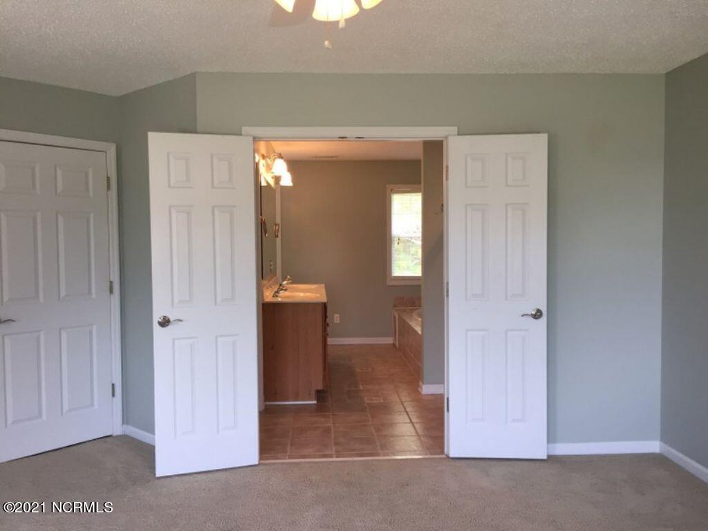 200 Derby Downs Drive Sneads Ferry, NC 28460 - Photo 13 of 24 displayPicture (13)