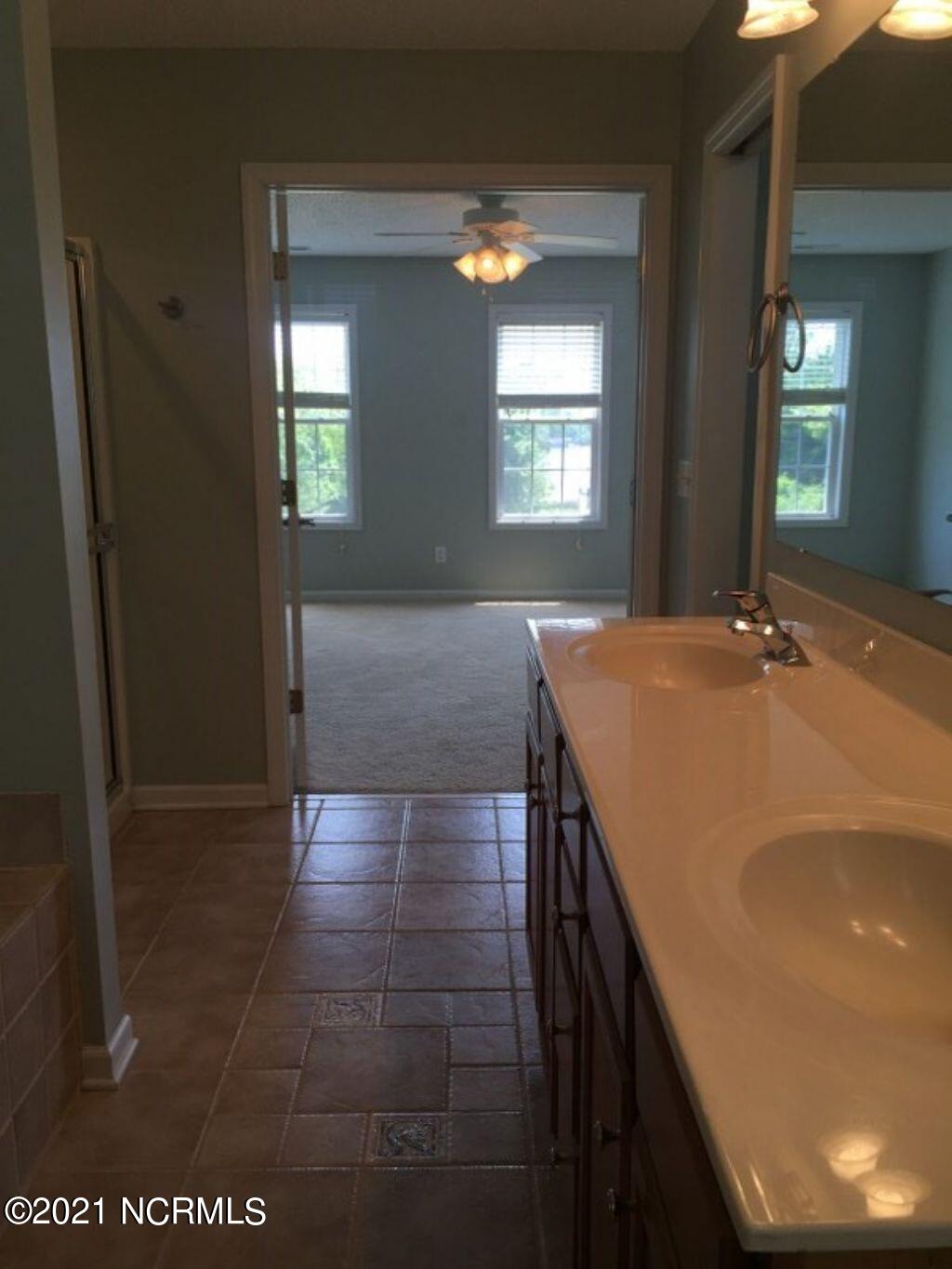 200 Derby Downs Drive Sneads Ferry, NC 28460 - Photo 17 of 24 displayPicture (17)