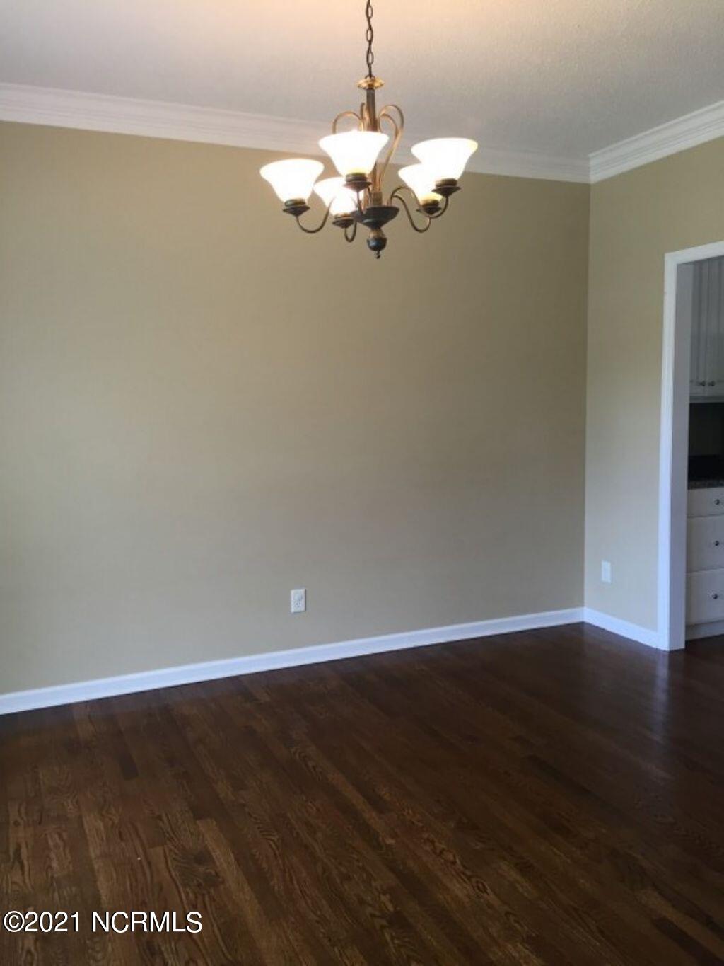 200 Derby Downs Drive Sneads Ferry, NC 28460 - Photo 7 of 24 displayPicture (7)