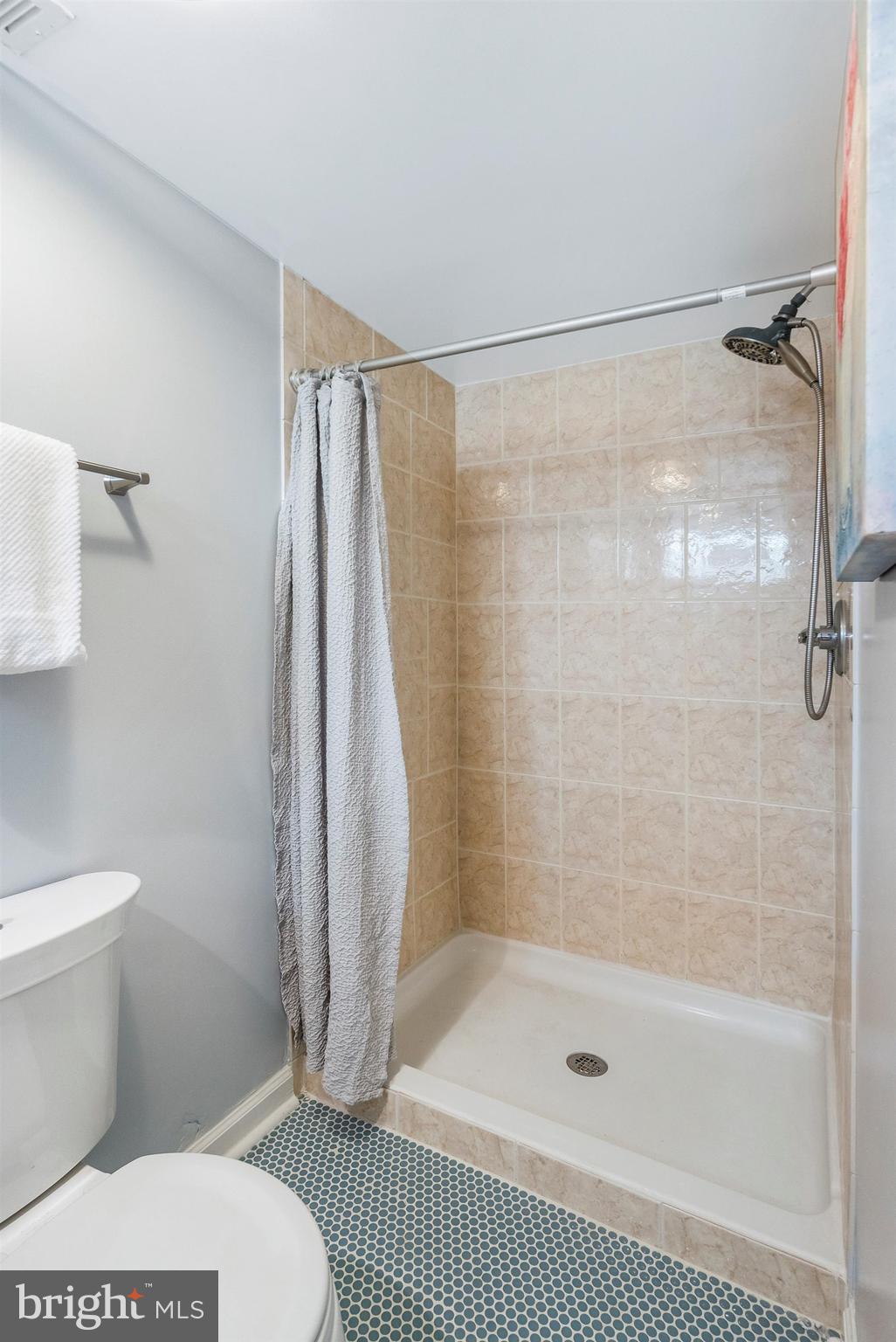 8658 Black Oak Road Baltimore, MD 21234 - Photo 31 of 41 Full Bathroom on Lower Level
