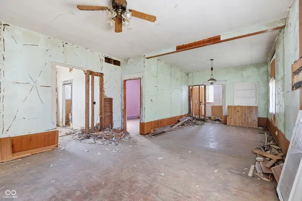 $60,000 | 217 East Washington Street, Tipton, IN 46072