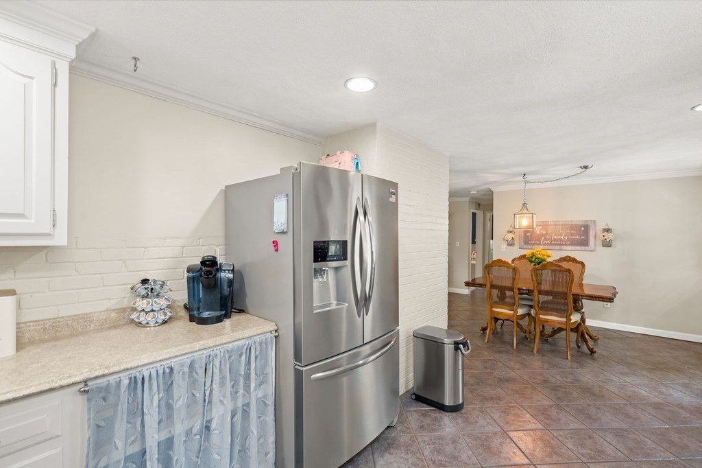 50 Trask Road Peabody, MA 01960 - Photo 10 of 30 Gallery Image 10