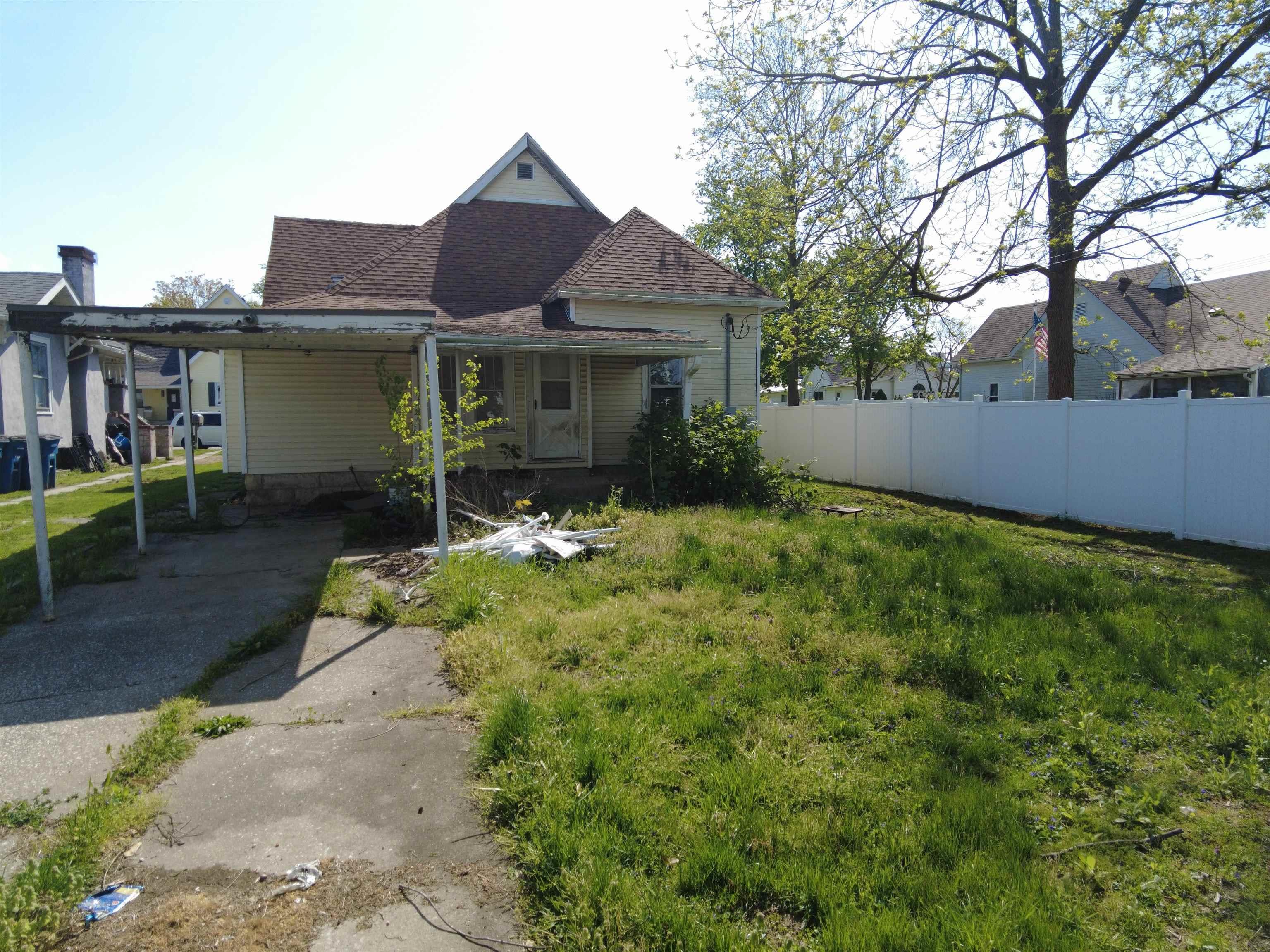 515 J Street Bedford, IN 47421 - Photo 11 of 13