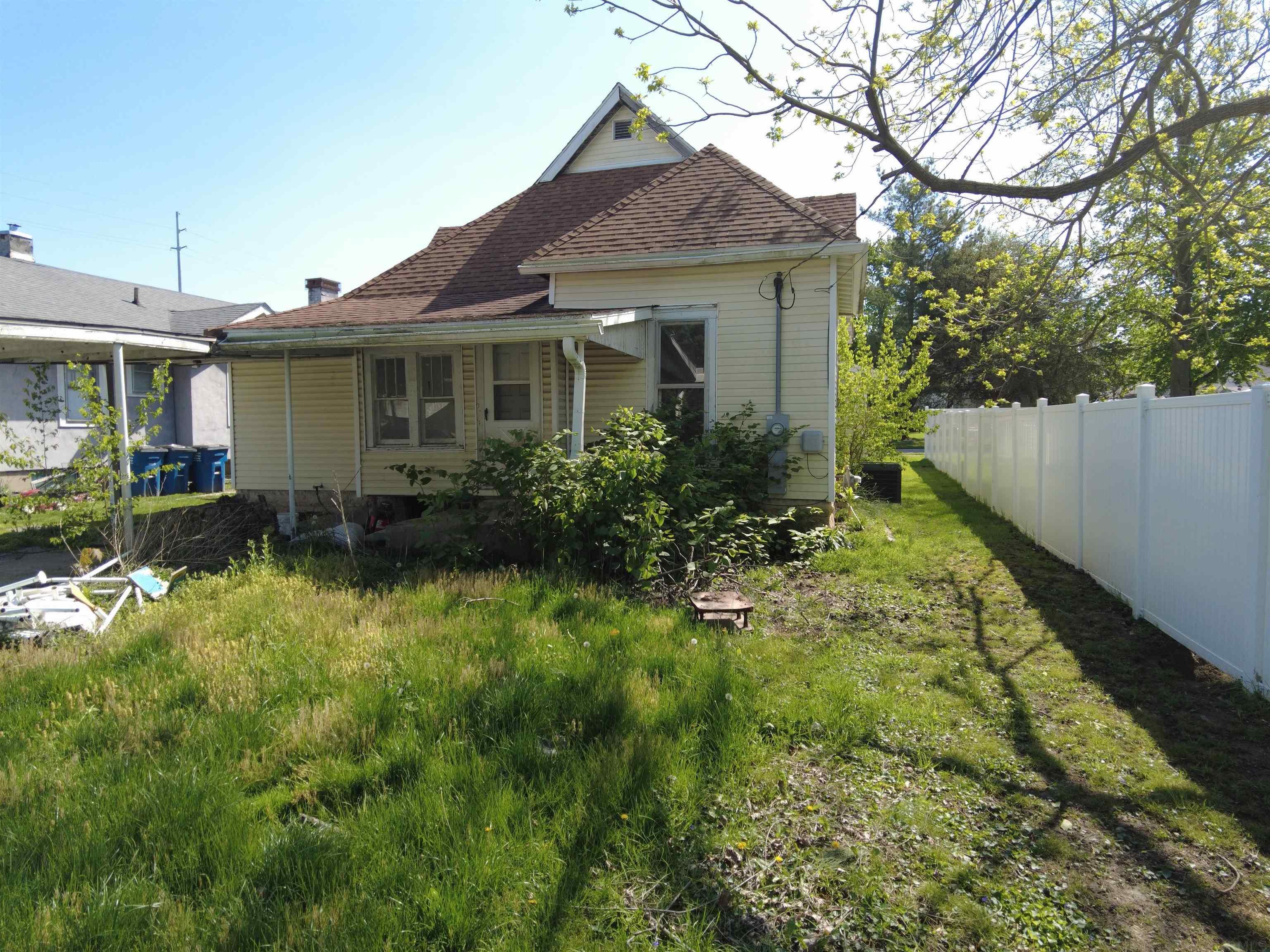 515 J Street Bedford, IN 47421 - Photo 13 of 13