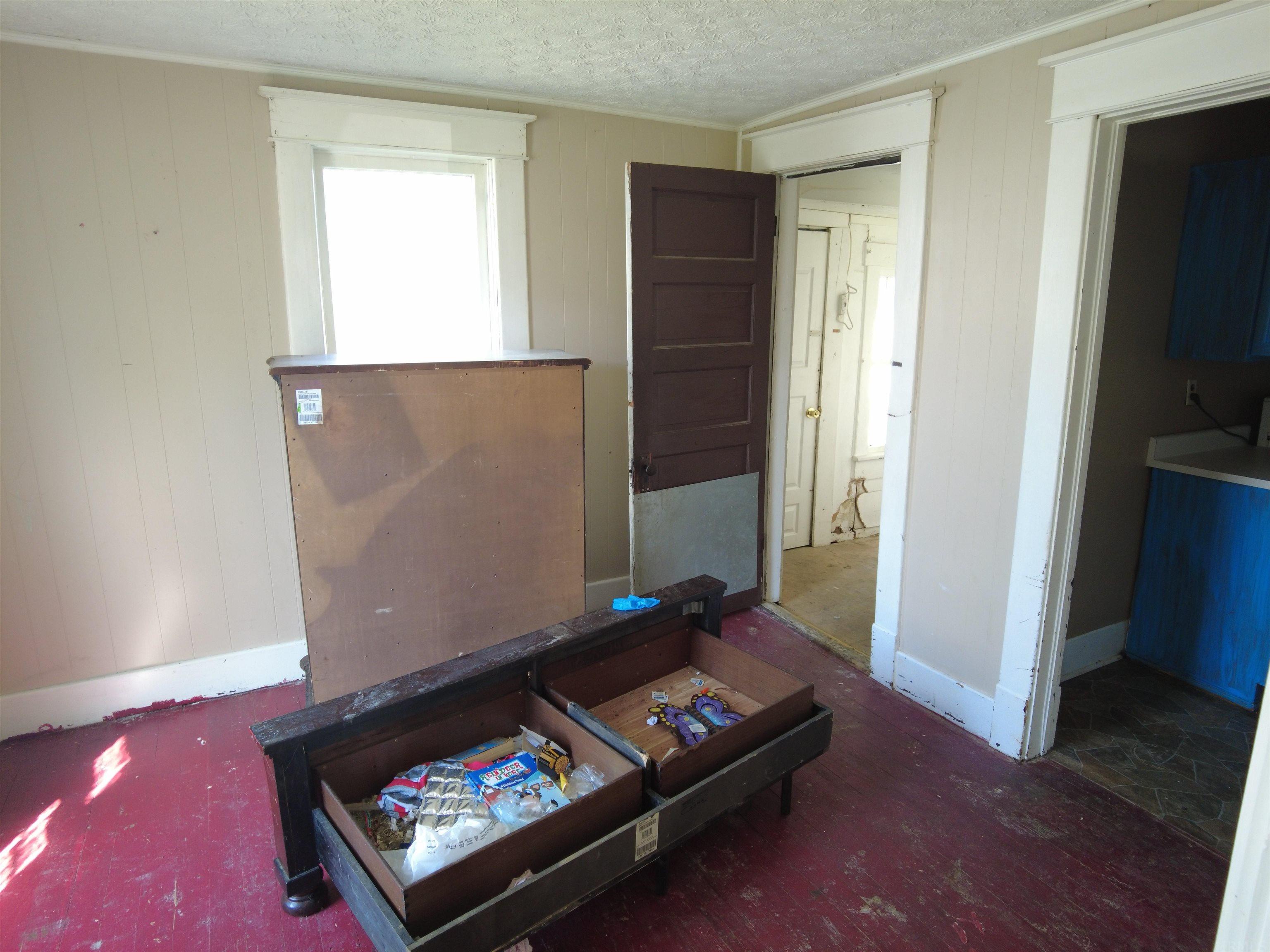 515 J Street Bedford, IN 47421 - Photo 4 of 13