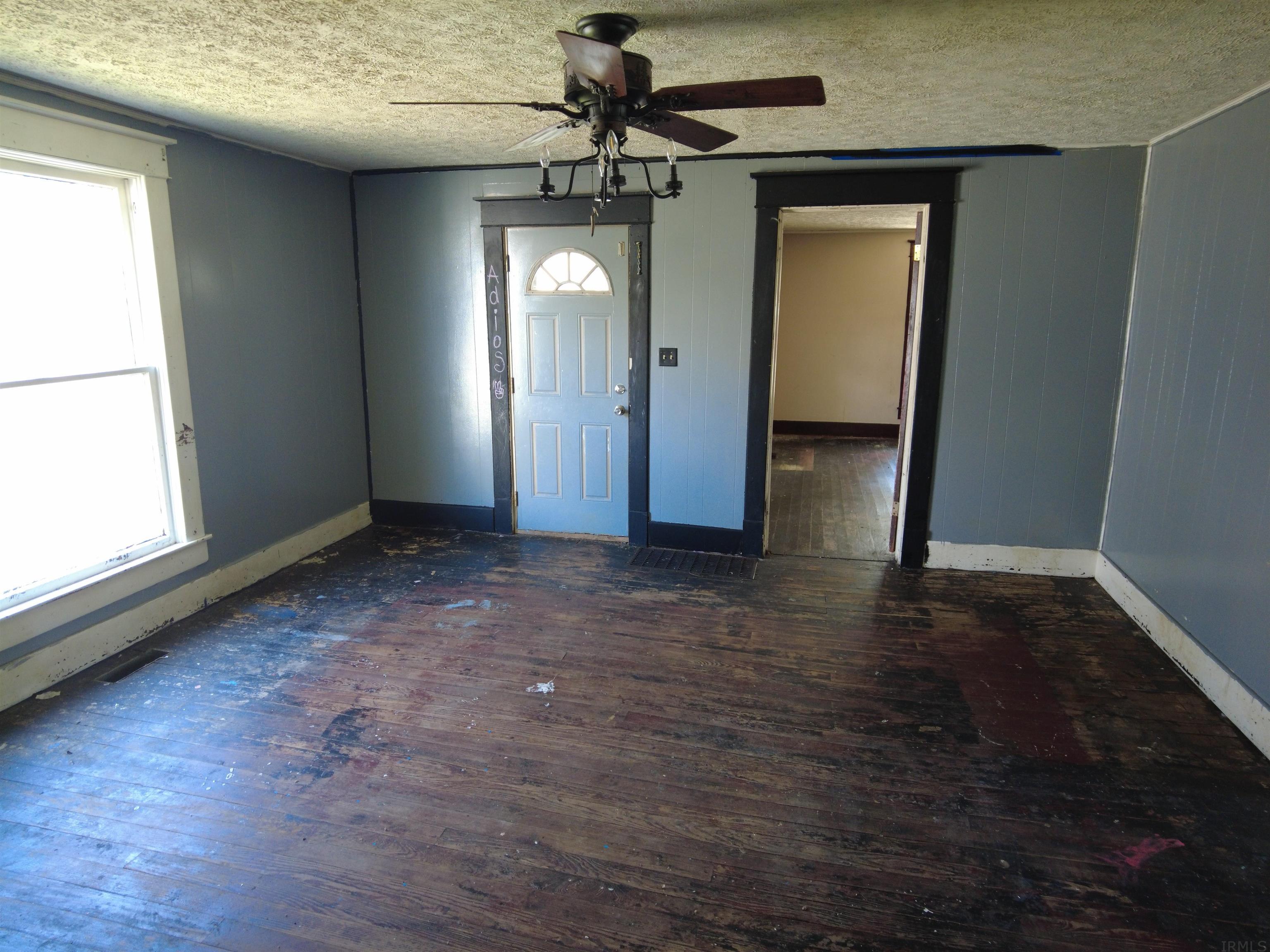 515 J Street Bedford, IN 47421 - Photo 9 of 13