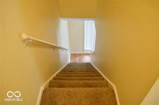 $2,200 | 516 East 10th Street, Indianapolis, IN 46202