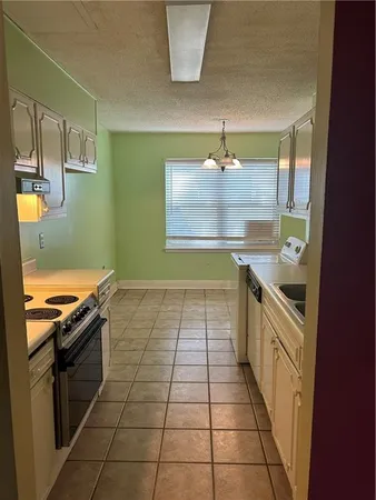 $150,000 | 225 Wright Avenue, Unit D, Terrytown, LA 70056
