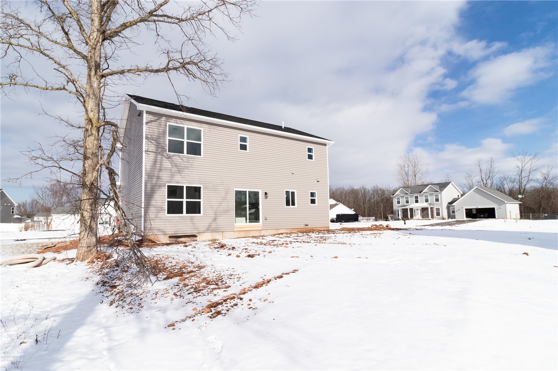 2 Roman Circle Clarkson, NY 14420 - Photo 4 of 29