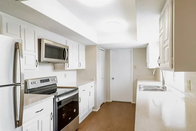 $2,180 | 7254 Cloverglen Drive, Dallas, TX 75249