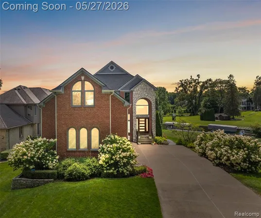 $1,750,000 | 1600 Vanstone Drive, Commerce Township, MI 48382