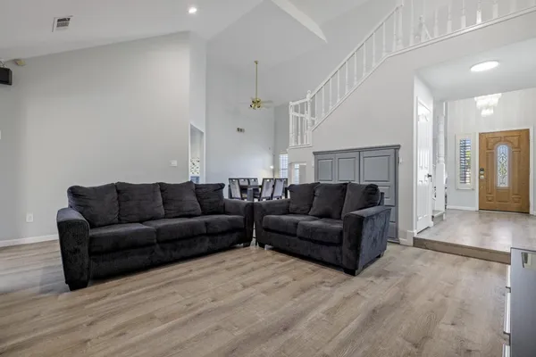 $610,000 | 2604 Snyder Avenue, Modesto, CA 95356