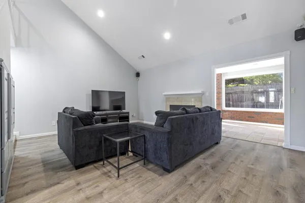 $610,000 | 2604 Snyder Avenue, Modesto, CA 95356