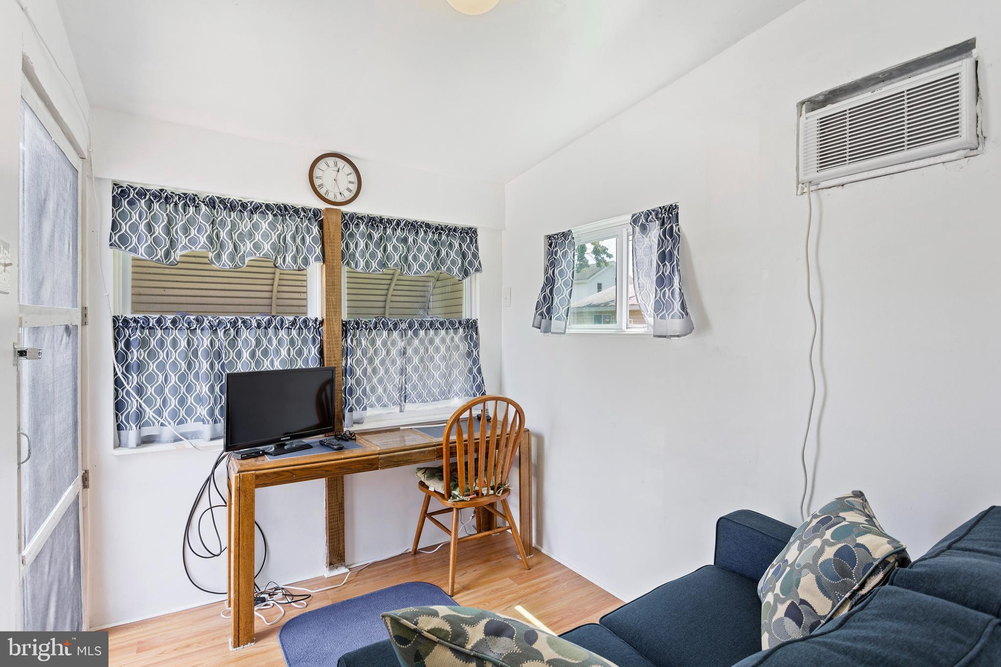 109 West Forrestview Road Brookhaven, PA 19015 - Photo 13 of 25 Sitting Room off MBR