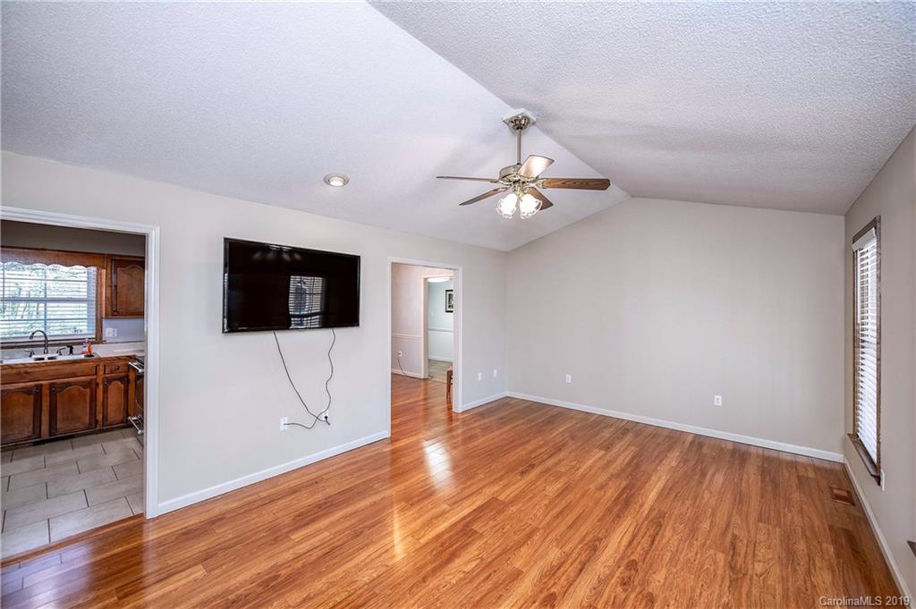 548 South Shiloh Road York, SC 29745 - Photo 3 of 22 Gallery Image 3