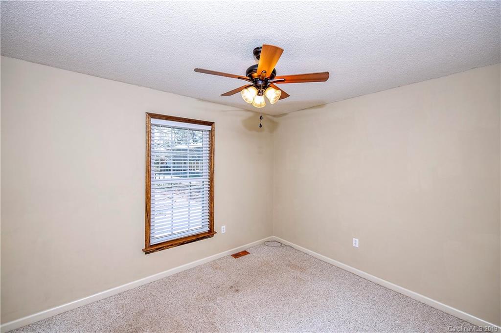 548 South Shiloh Road York, SC 29745 - Photo 9 of 22 Gallery Image 9