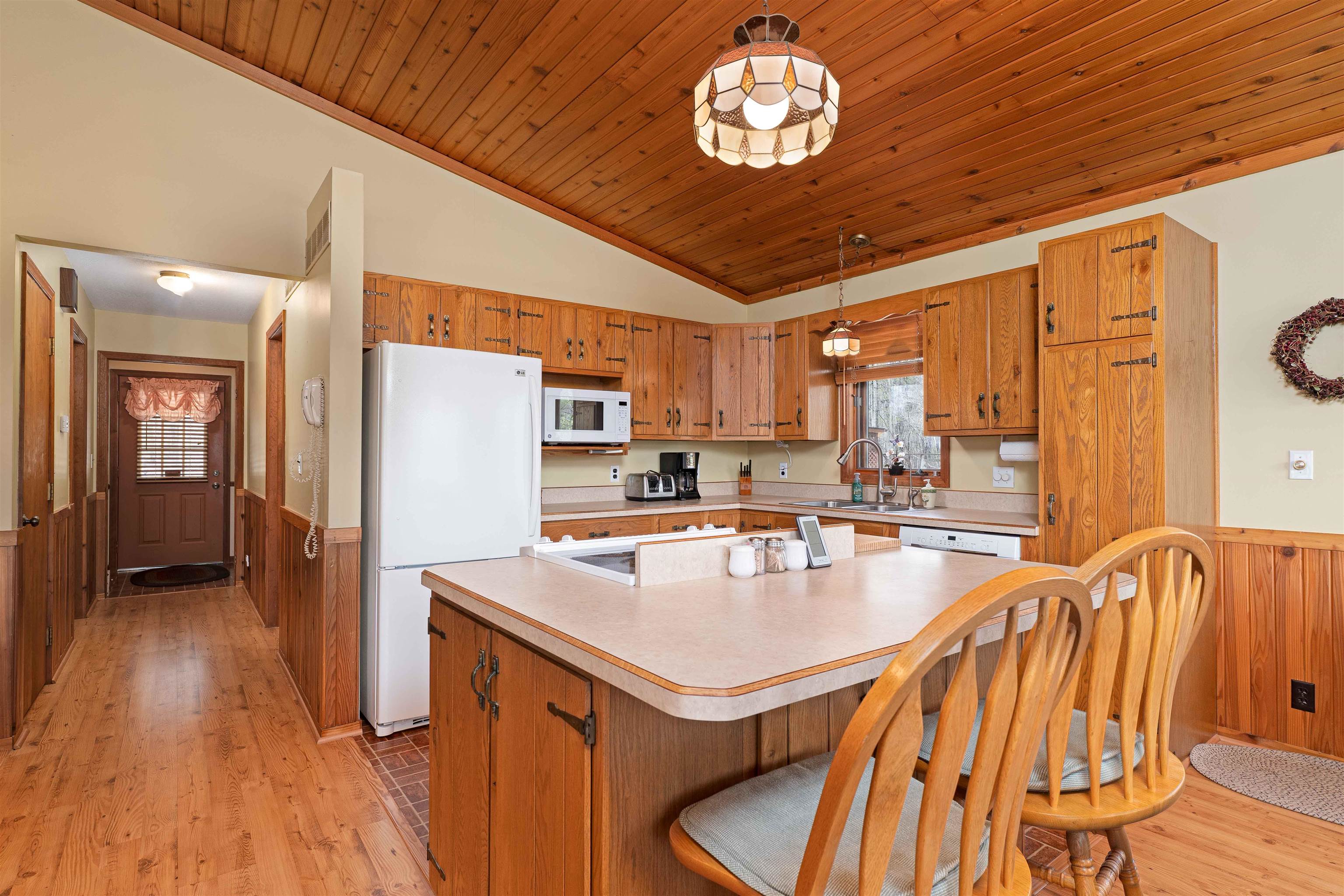1541 Maple Point Road Beaverton, MI 48612 - Photo 11 of 32