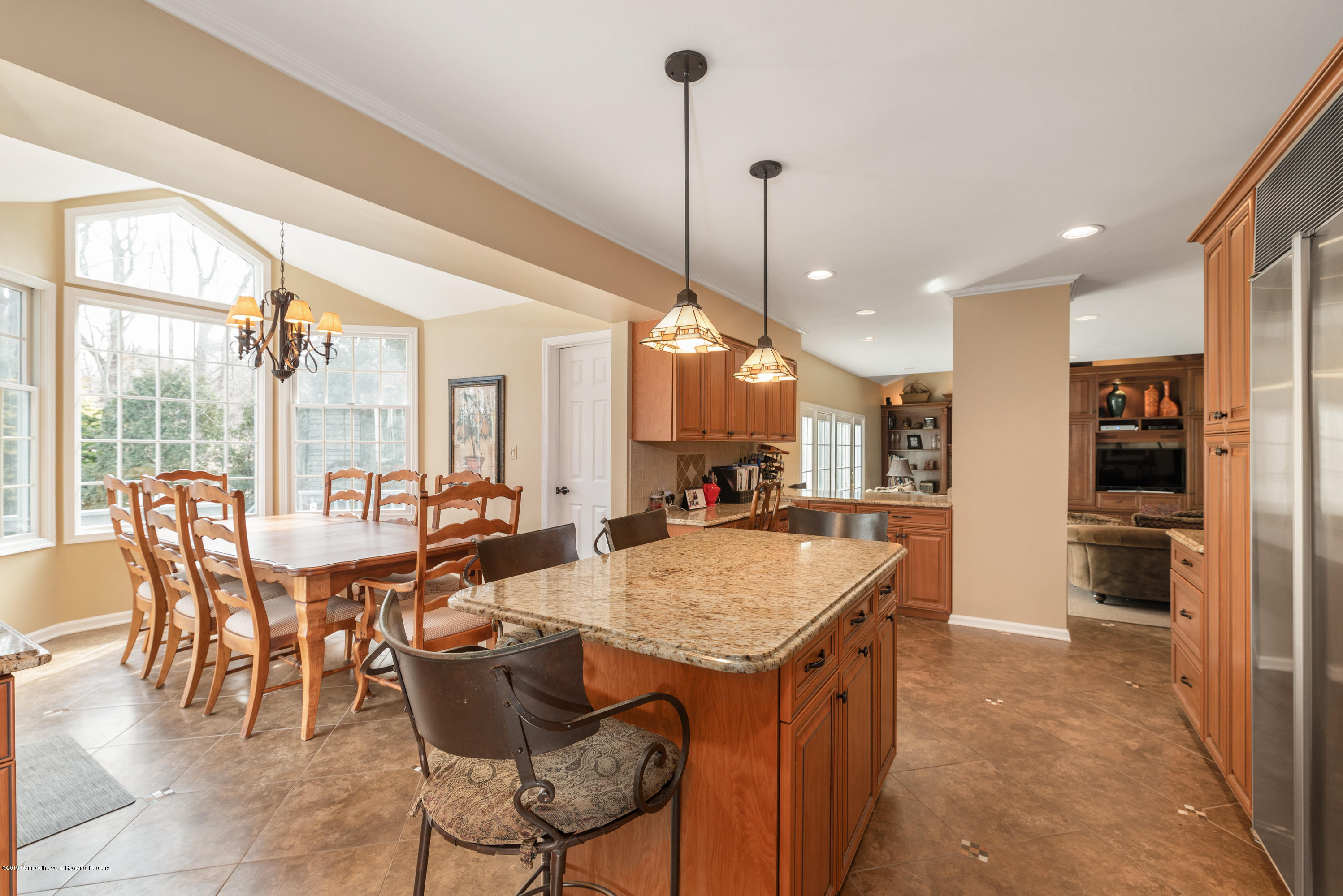 35 Silvers Road Freehold, NJ 07728 - Photo 11 of 54 DSC_6326