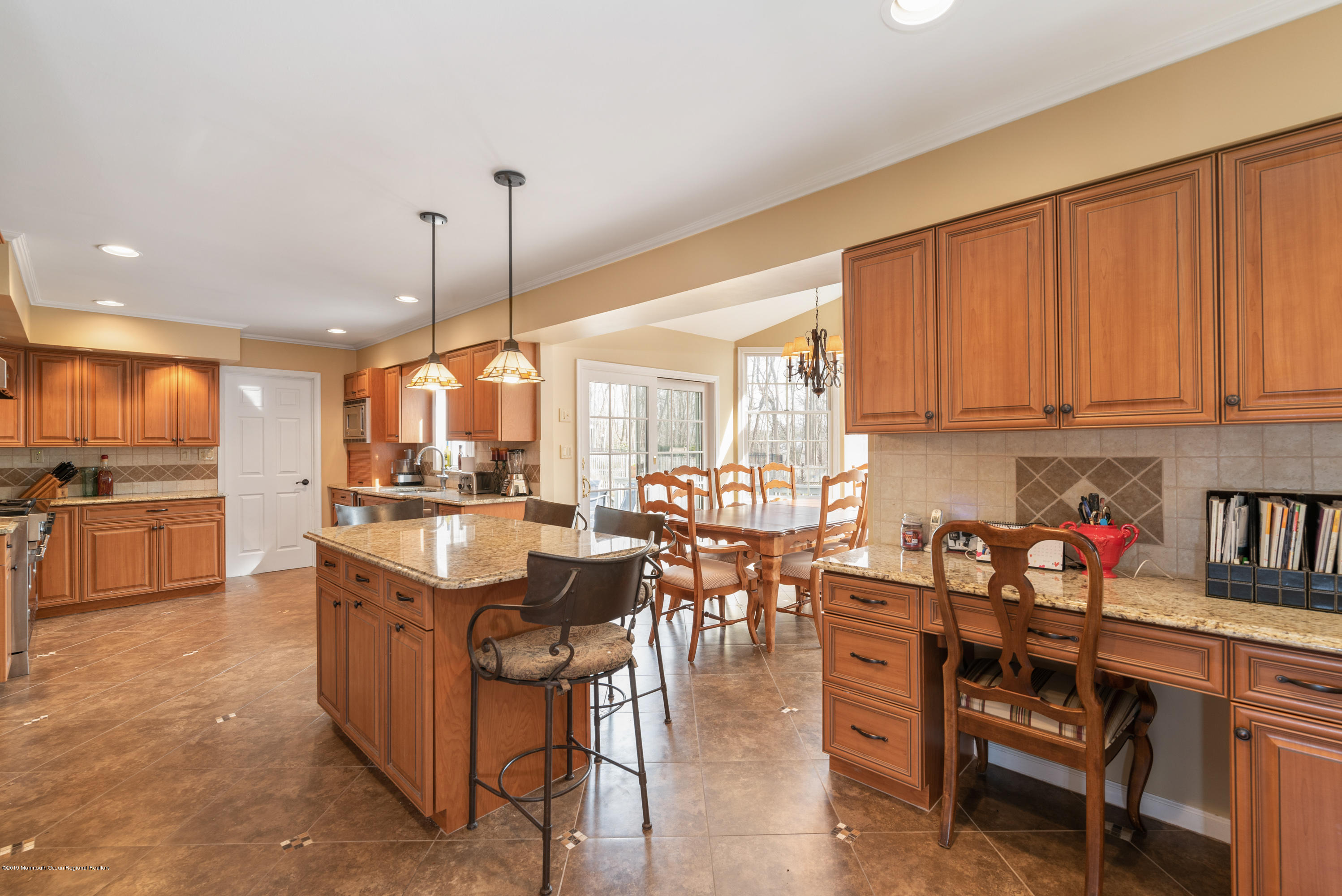 35 Silvers Road Freehold, NJ 07728 - Photo 8 of 54 DSC_6329