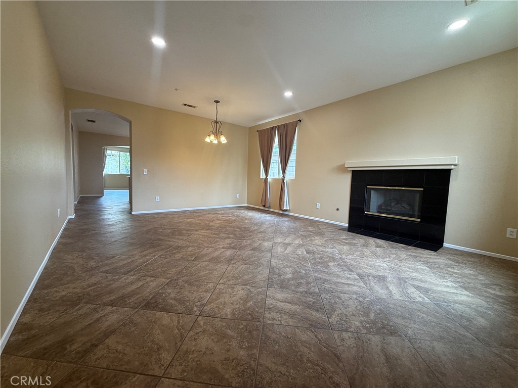 7219 Riley Drive Fontana, CA 92336 - Photo 2 of 22