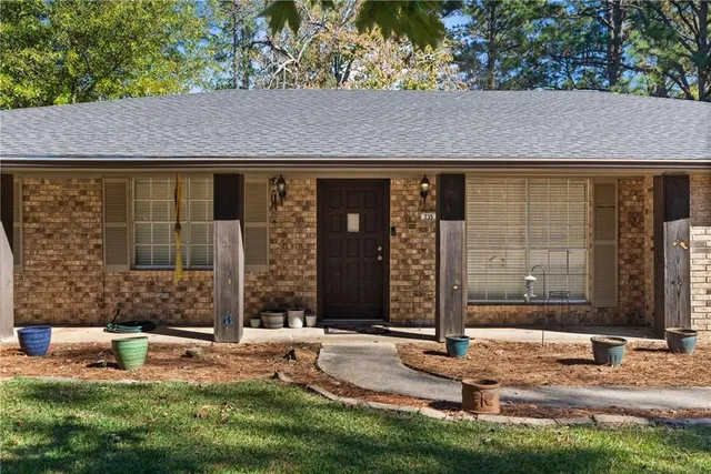 $220,000 | 735 Fendler Parkway, Pineville, LA 71360