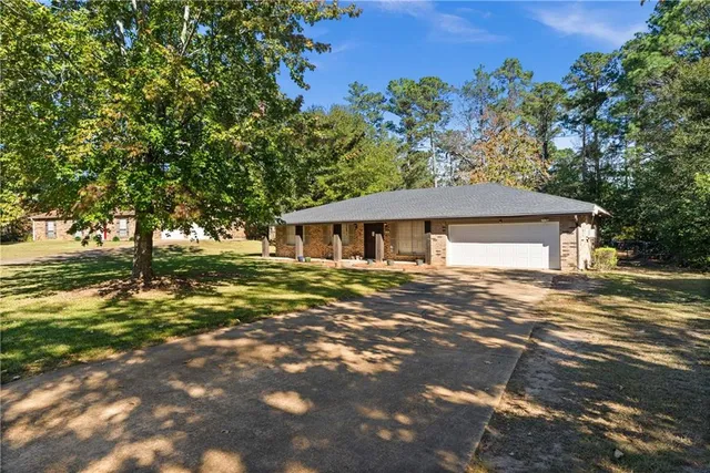 $220,000 | 735 Fendler Parkway, Pineville, LA 71360