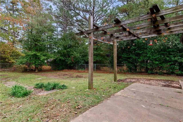 $220,000 | 735 Fendler Parkway, Pineville, LA 71360