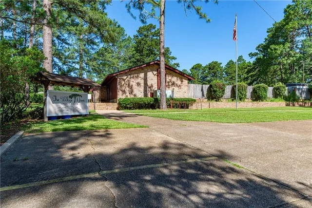 $220,000 | 735 Fendler Parkway, Pineville, LA 71360